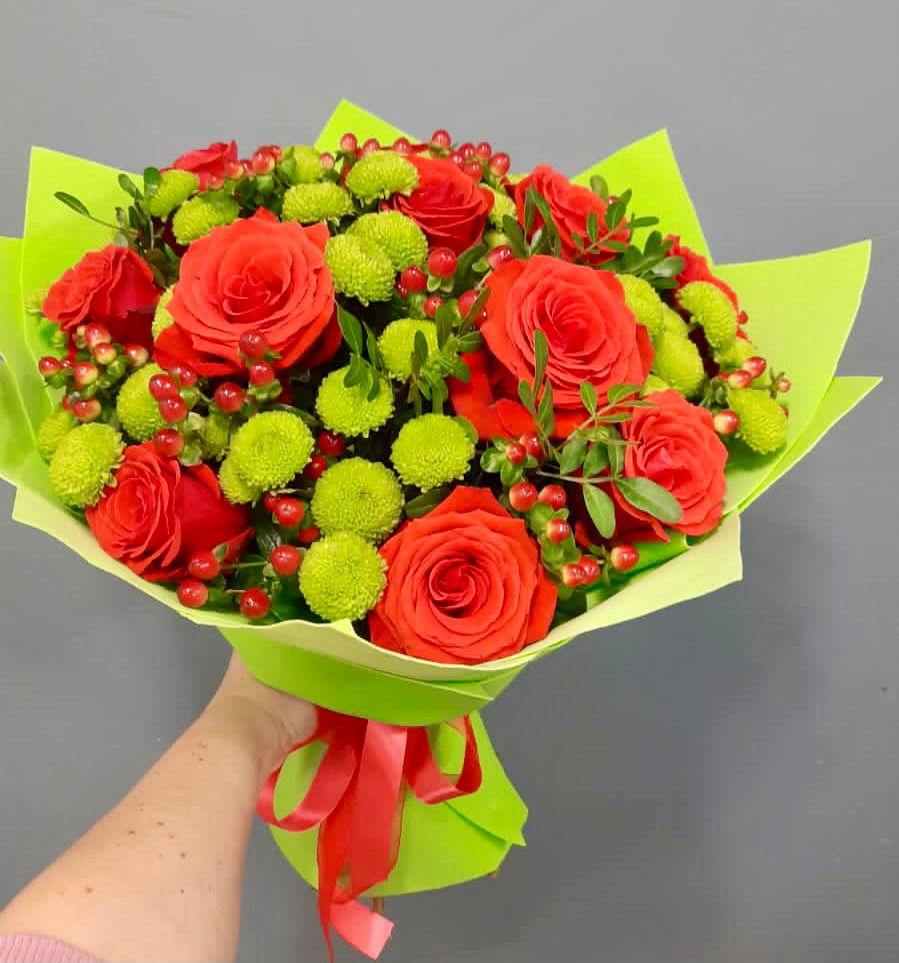 Букет цветов из: Хризантемы и Розы в Поздняково