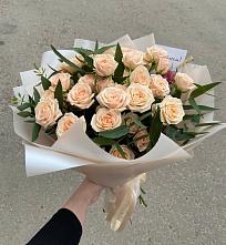 Букет Кремовые розы Латте в Поздняково