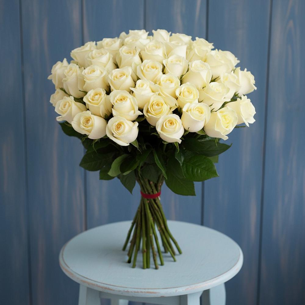 Букет 51 Белая роза Эдлесс Лав в Поздняково