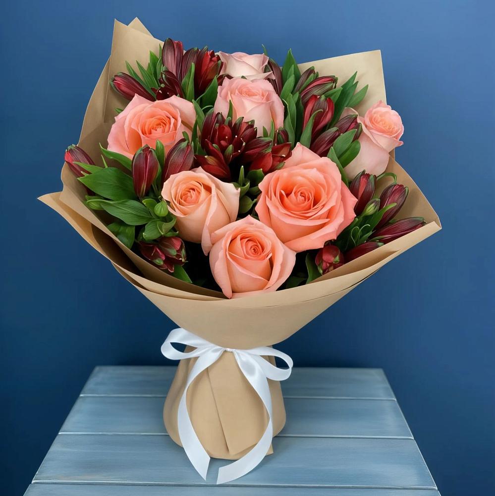 Букет цветов из: Розы и Альстромерии в Поздняково