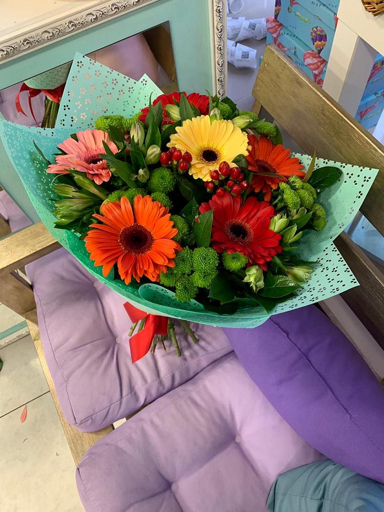 Букет цветов из: Герберы, Хризантемы и Альстромерии в Поздняково