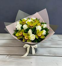 Букет цветов из:  Орхидеи и Розы в Поздняково