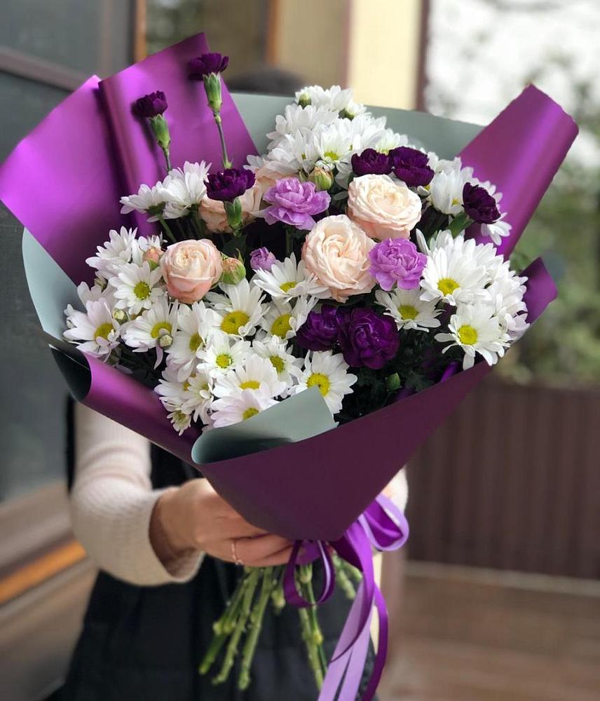 Букет цветов из: Хризантемы, Гвоздики и Розы в Поздняково