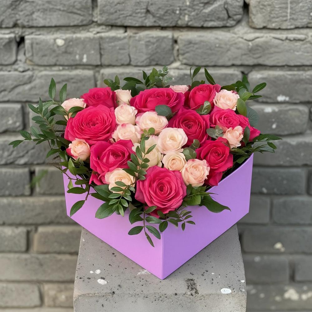 Цветочная композиция из Розы в коробке в Поздняково