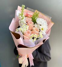 Букет цветов из:  Хризантемы и Розы в Поздняково