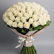 Букет 101 беля роза Белоснежка в Поздняково