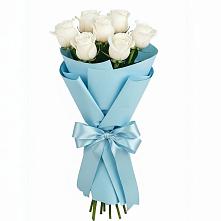 Букет 7 белых роз Проуд в Поздняково