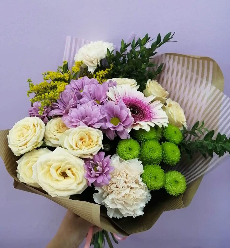 Букет цветов из: Хризантемы, Розы, Гвоздики и Герберы в Поздняково