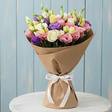 Букет цветов из:  Лизиантусы в Поздняково