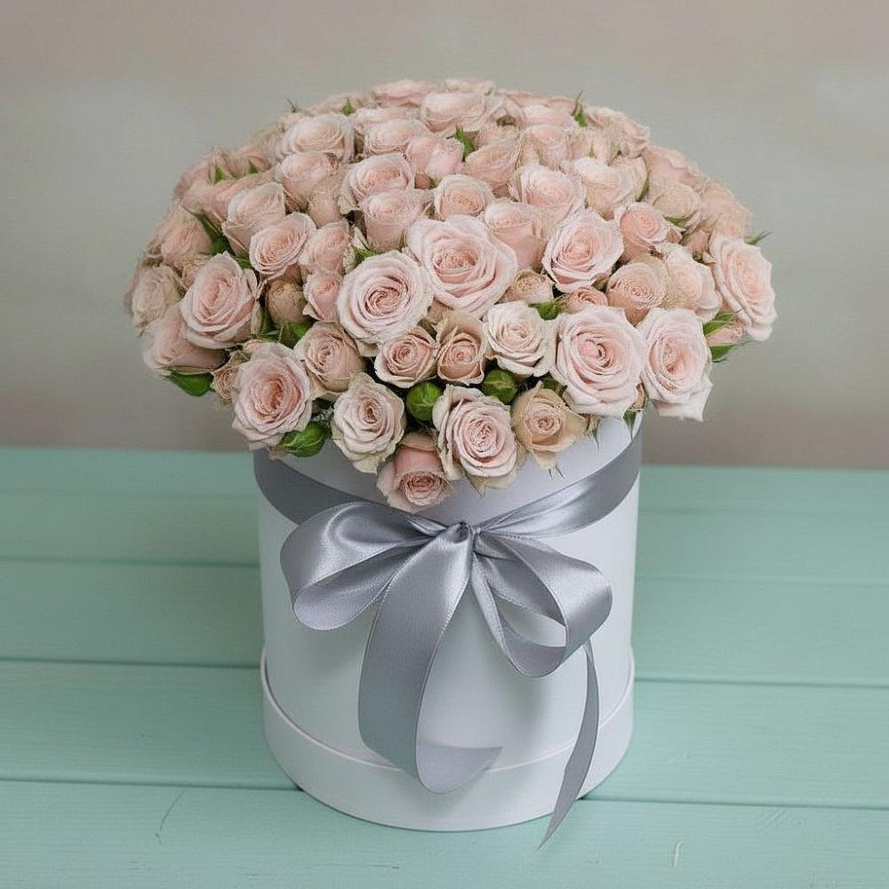 Цветочная композиция из Розы в шляпной коробке в Поздняково